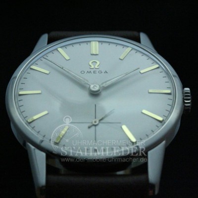 Zur Referenz: 'Omega Handaufzug Stahl 1961 Cal.268'